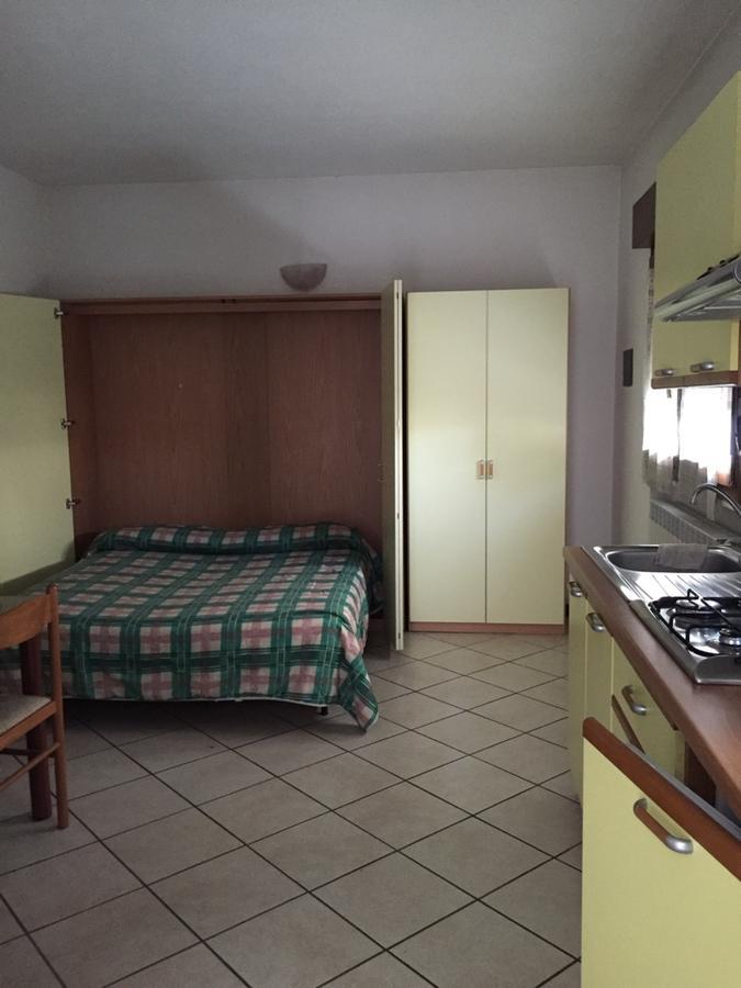 شقة Casa Regina ديسينسانو ديل غاردا المظهر الخارجي الصورة
