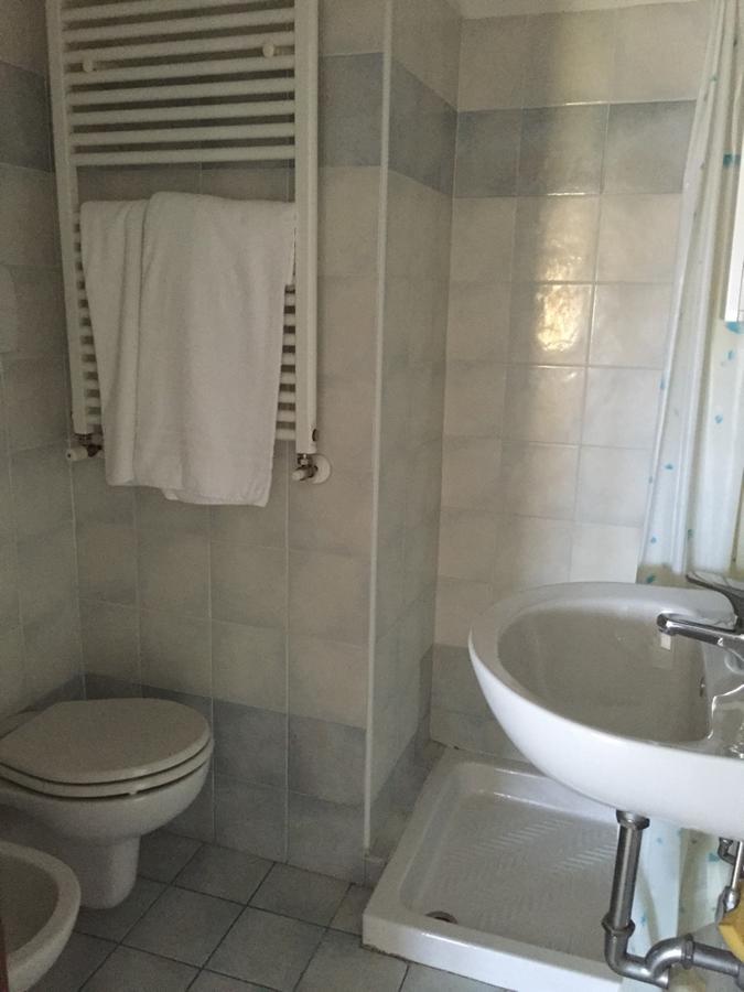 شقة Casa Regina ديسينسانو ديل غاردا المظهر الخارجي الصورة