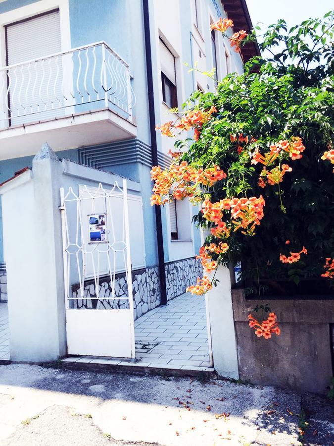شقة Casa Regina ديسينسانو ديل غاردا المظهر الخارجي الصورة