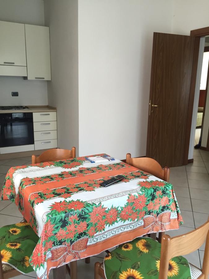 شقة Casa Regina ديسينسانو ديل غاردا المظهر الخارجي الصورة