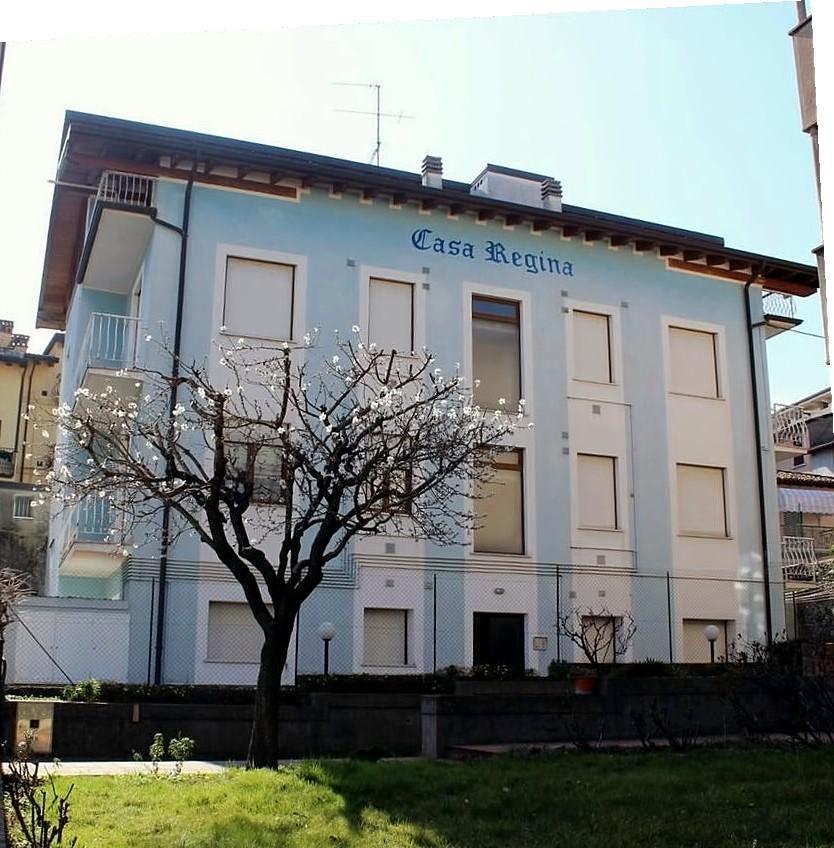 شقة Casa Regina ديسينسانو ديل غاردا المظهر الخارجي الصورة